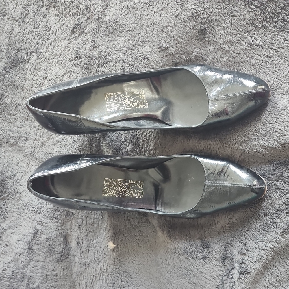 Women's shoes size 10